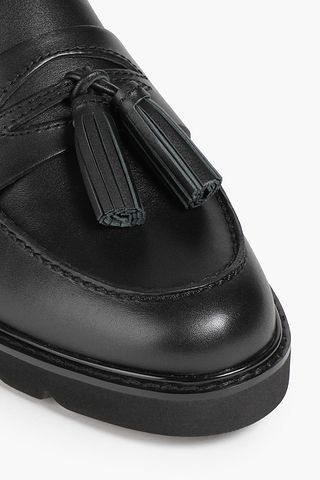 stuart weitzman adrina tassel loafer