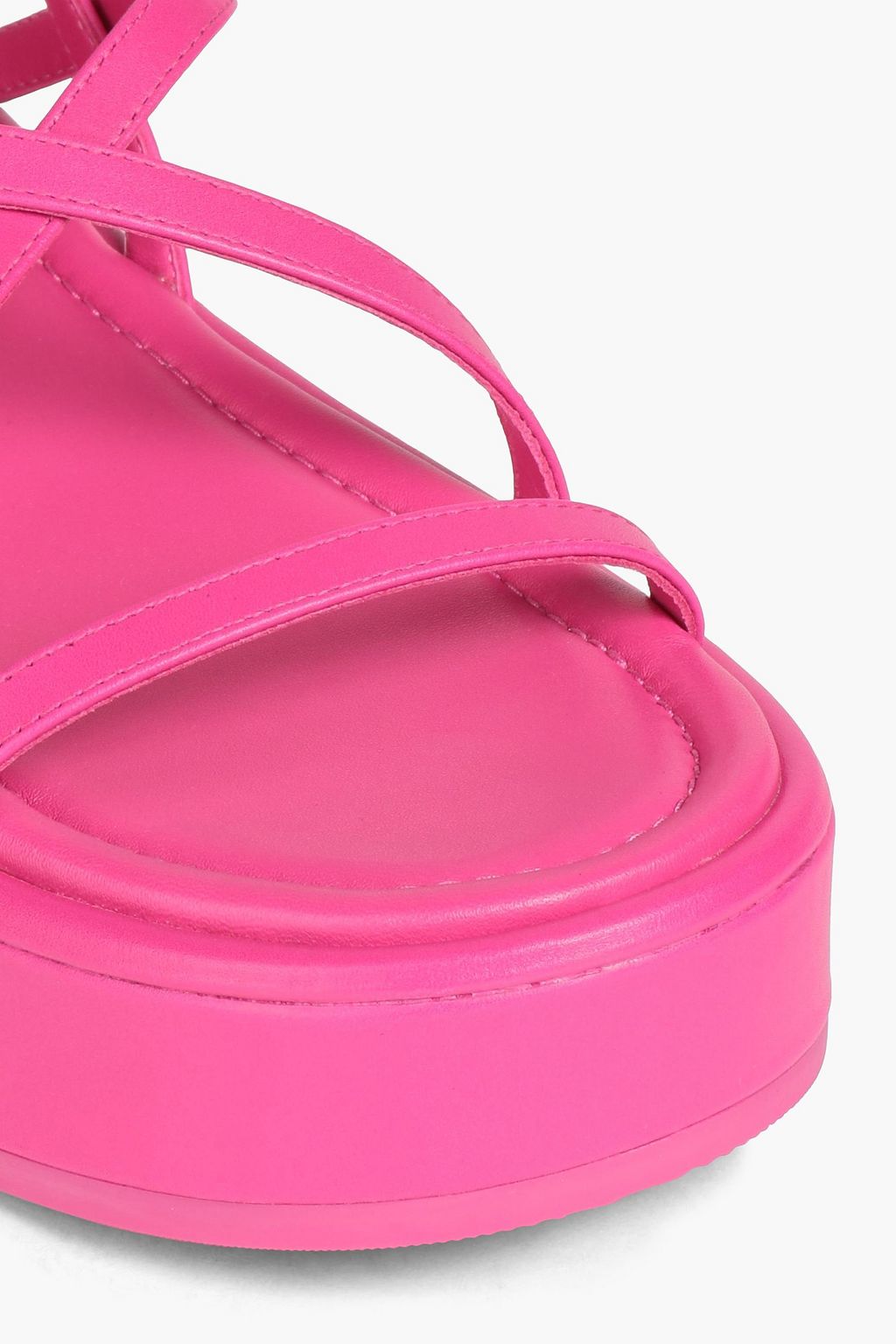 STUART WEITZMAN صندل ’سمرليفت’ بنعل سميك من الجلد