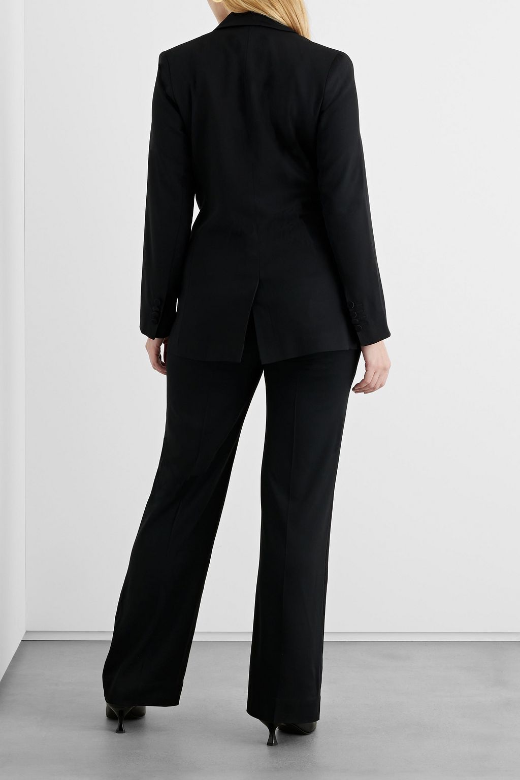 IRIS & INK Mia satin-trimmed crepe blazer