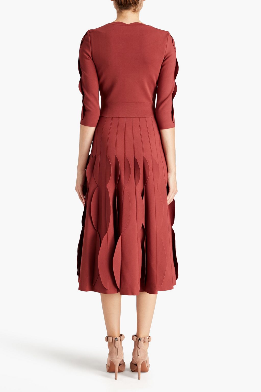 ALAÏA توب قصير من نسيج محبوك مرن بتصميم صدفي