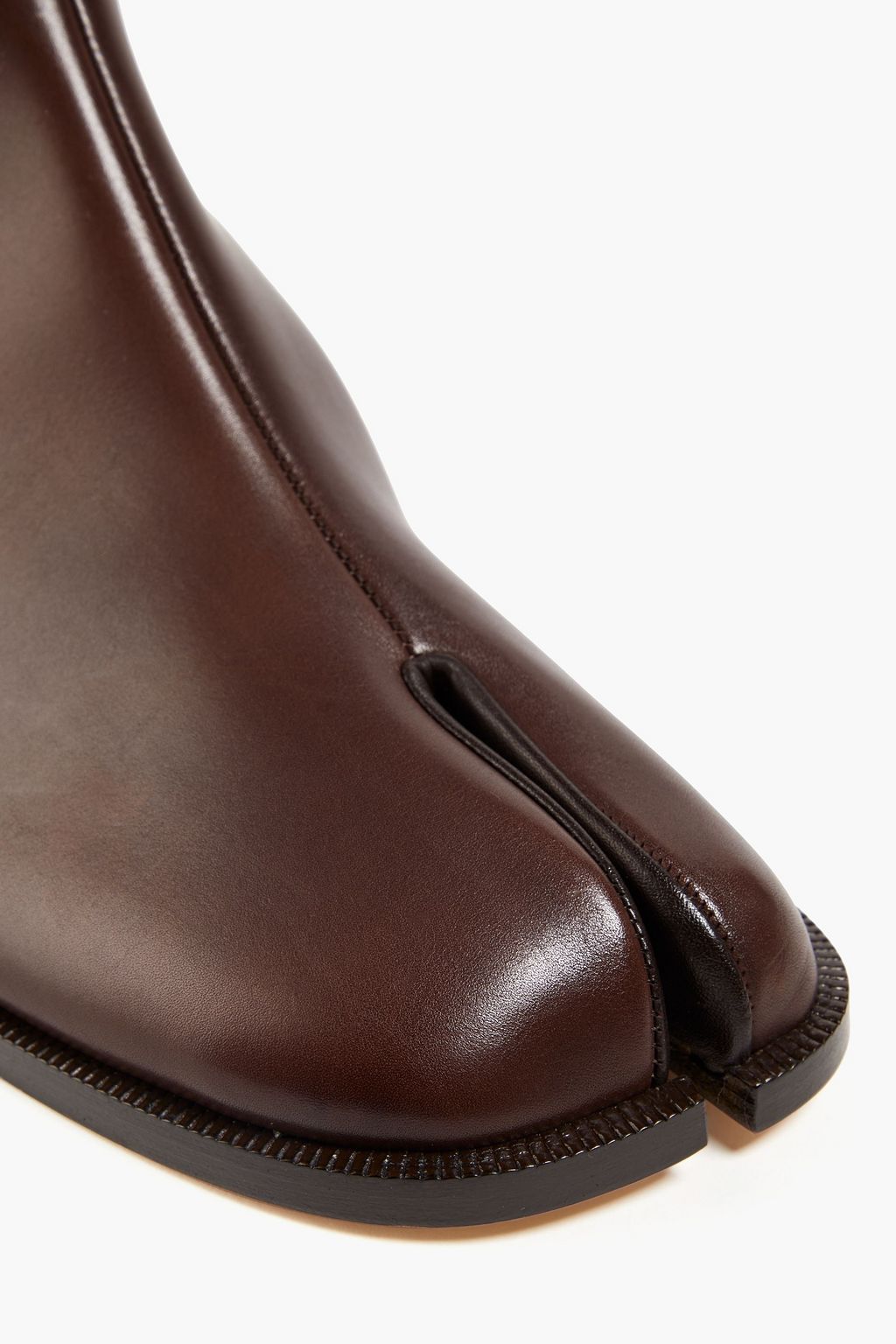 MAISON MARGIELA Tabi split-toe leather Chelsea boots
