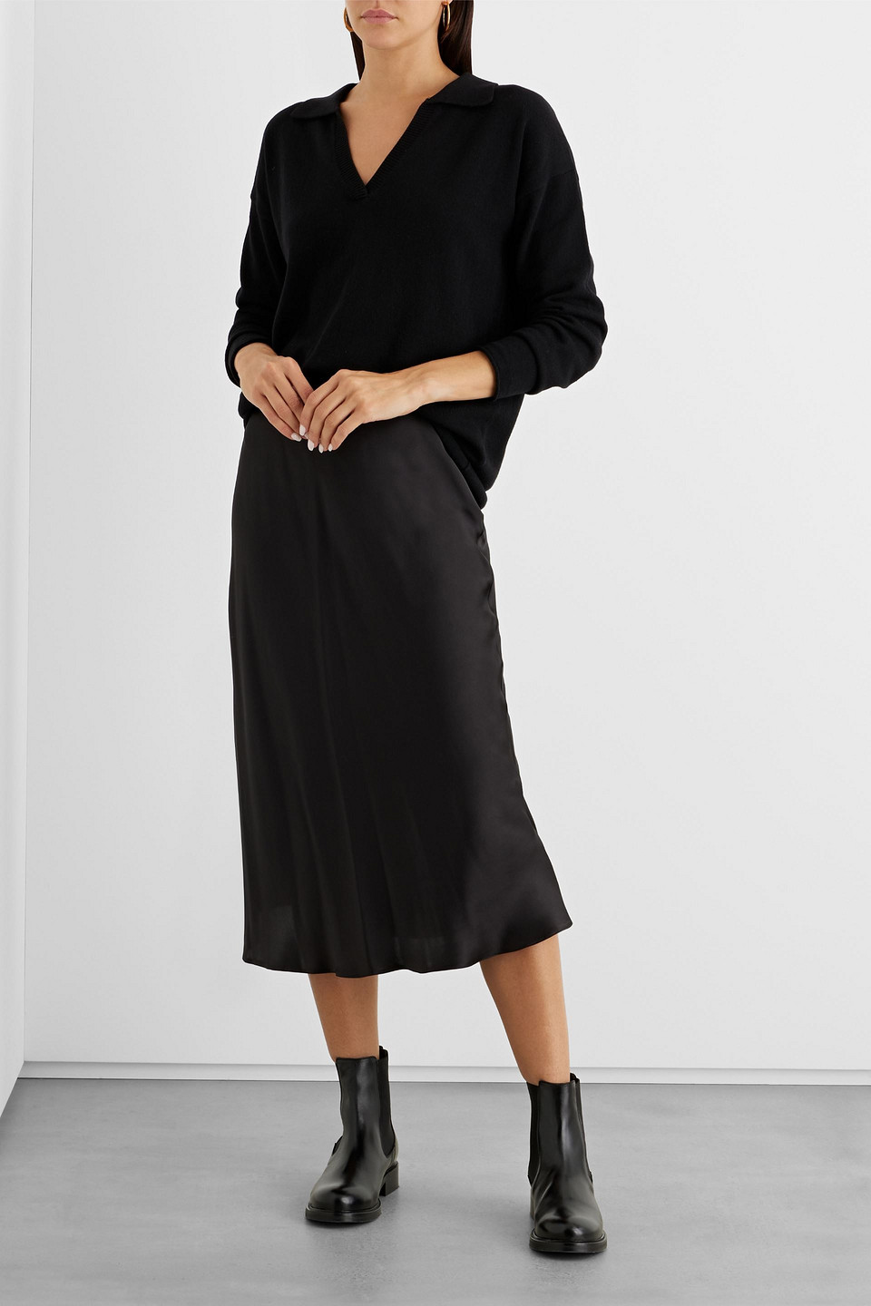 Iris & Ink Jessica Cashmere And Wool-blend Sweater In Black