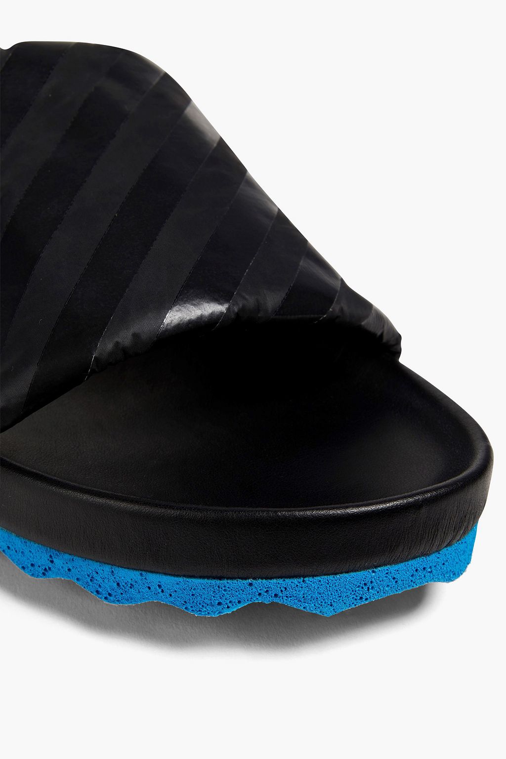 OFF-WHITE™ Striped shell slides