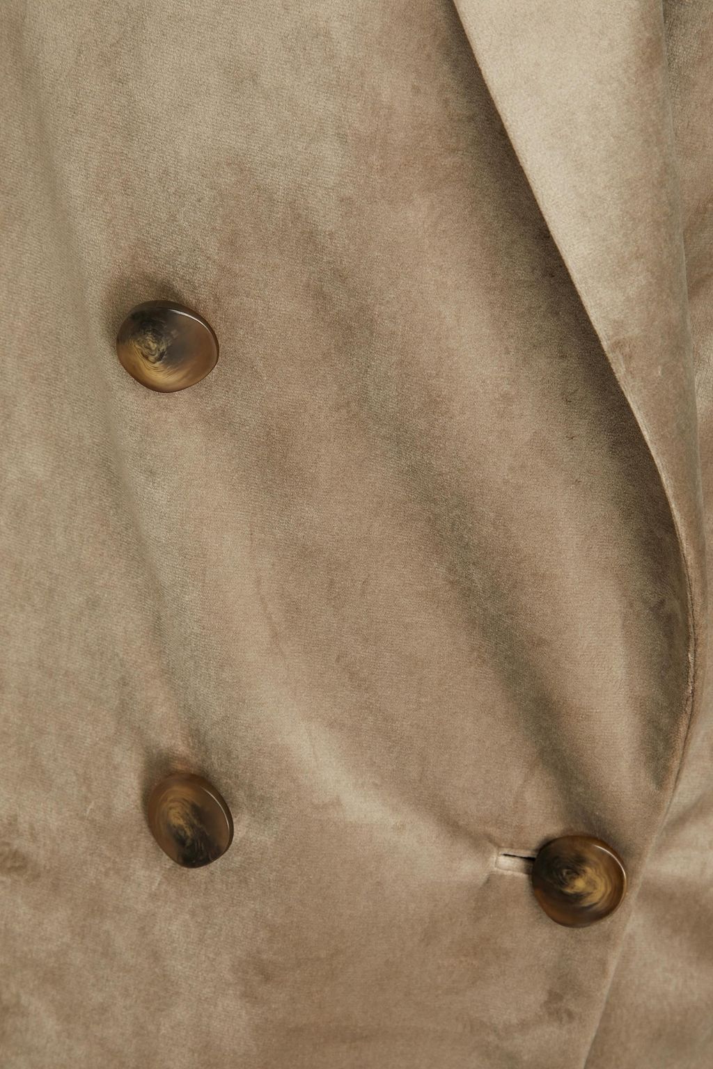 VINCE. Double-breasted velvet blazer