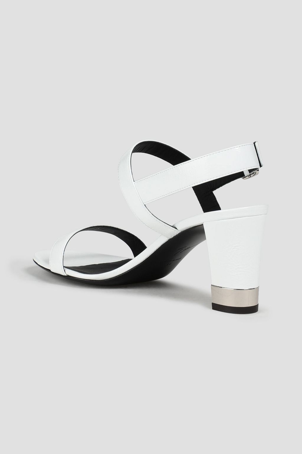 GIUSEPPE ZANOTTI 아리아 70 크링클 페이턴트 가죽 샌들