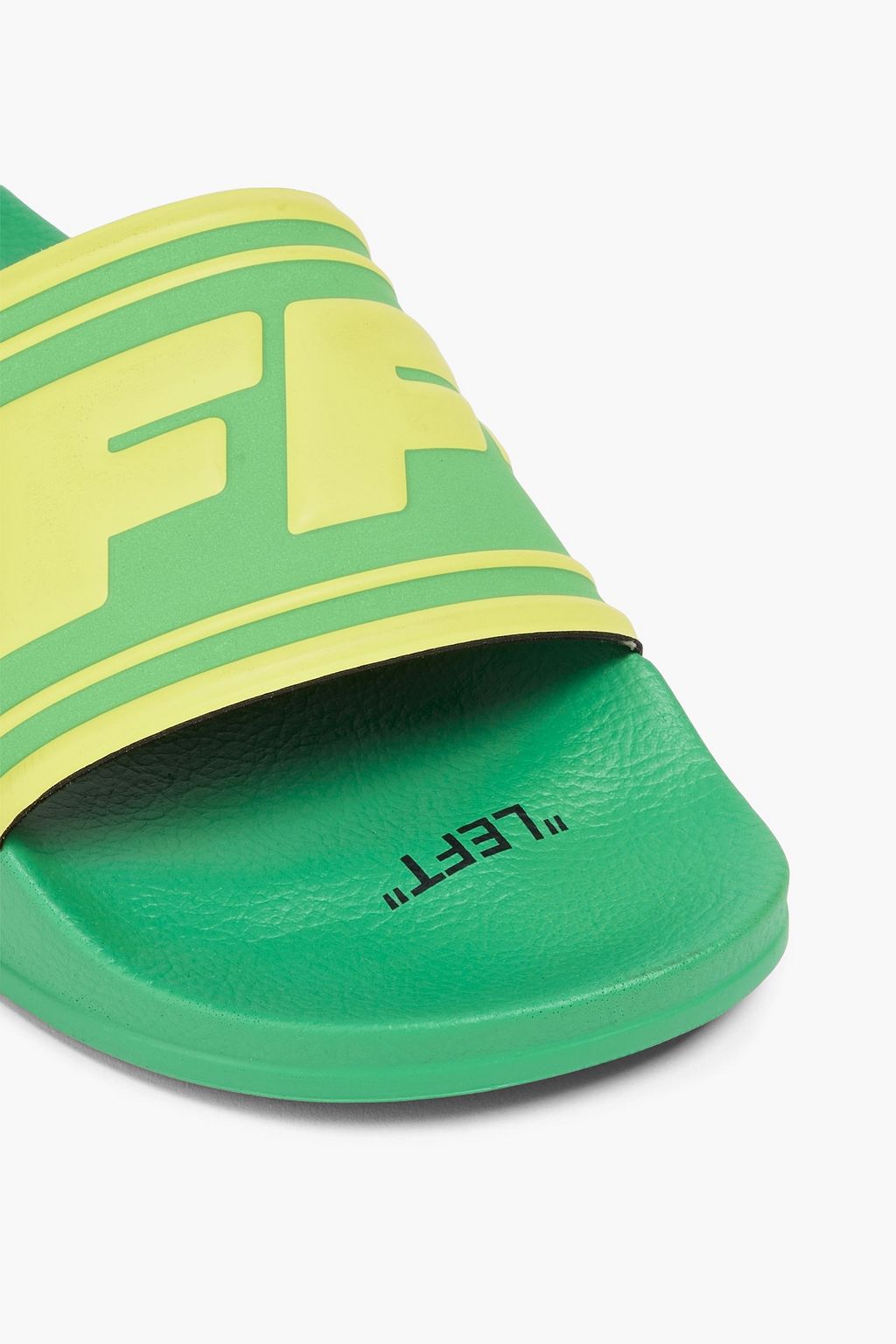 OFF-WHITE™ フェイクレザー スライドサンダル ロゴエンボス加工