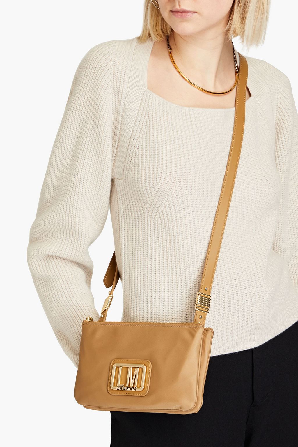 LOVE MOSCHINO Shell shoulder bag