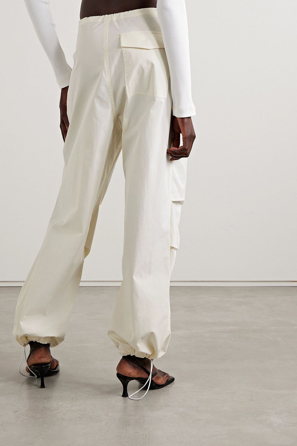 DION LEE بنطال كارغو Toggle Parachute بأرجل مستقيمة من مزيج قطن تويل