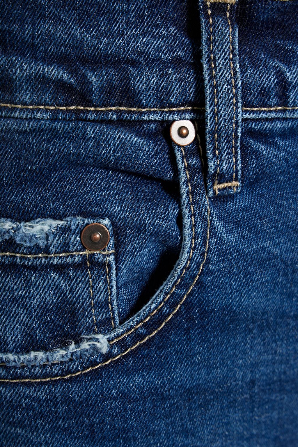 NOBODY DENIM بنطلون جينز سكيني قصير ’فرانكي’ مرتفع الخصر وبتصميم ممزّق