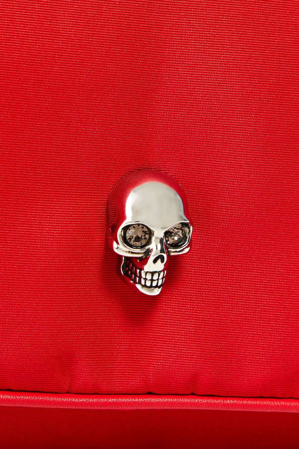 MCQUEEN حقيبة كروس بودي Skull من الفاي