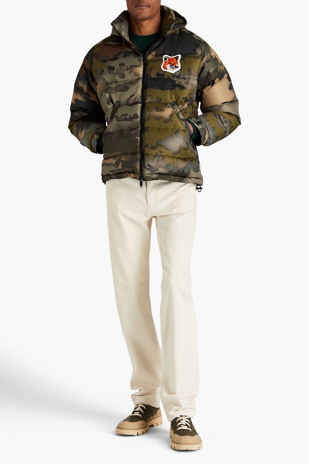 MAISON KITSUNÉ Gesteppte Daunenjacke aus Shell mit Kapuze und Camouflage-Print
