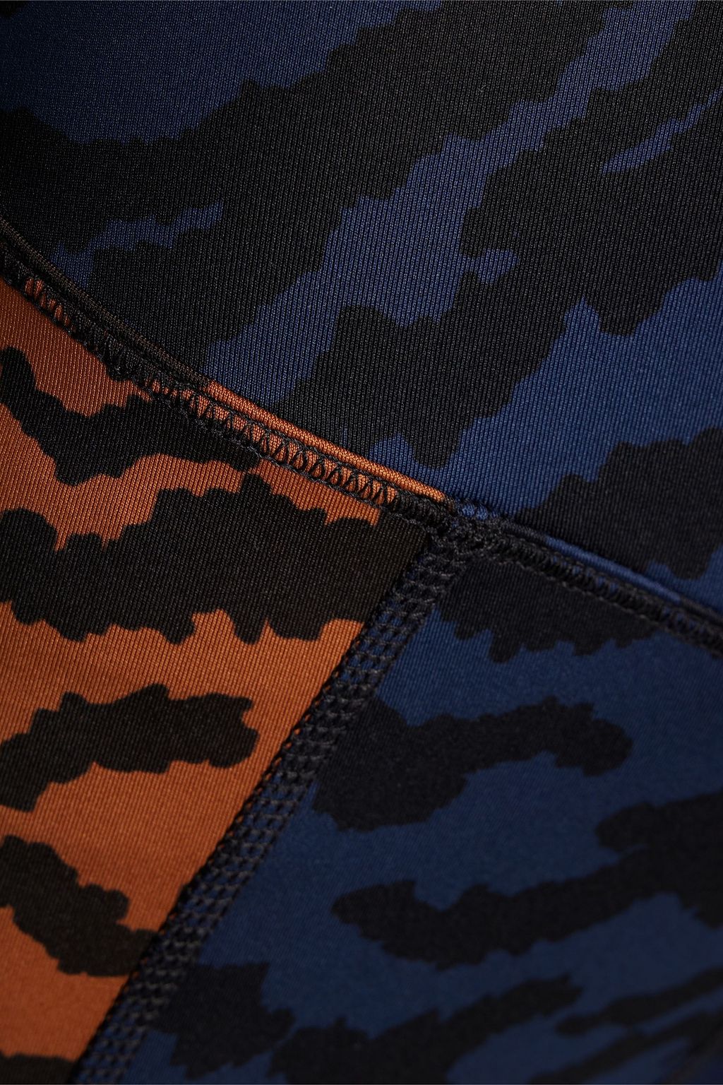 GOOD AMERICAN Paneled printed stretch-jersey leggings