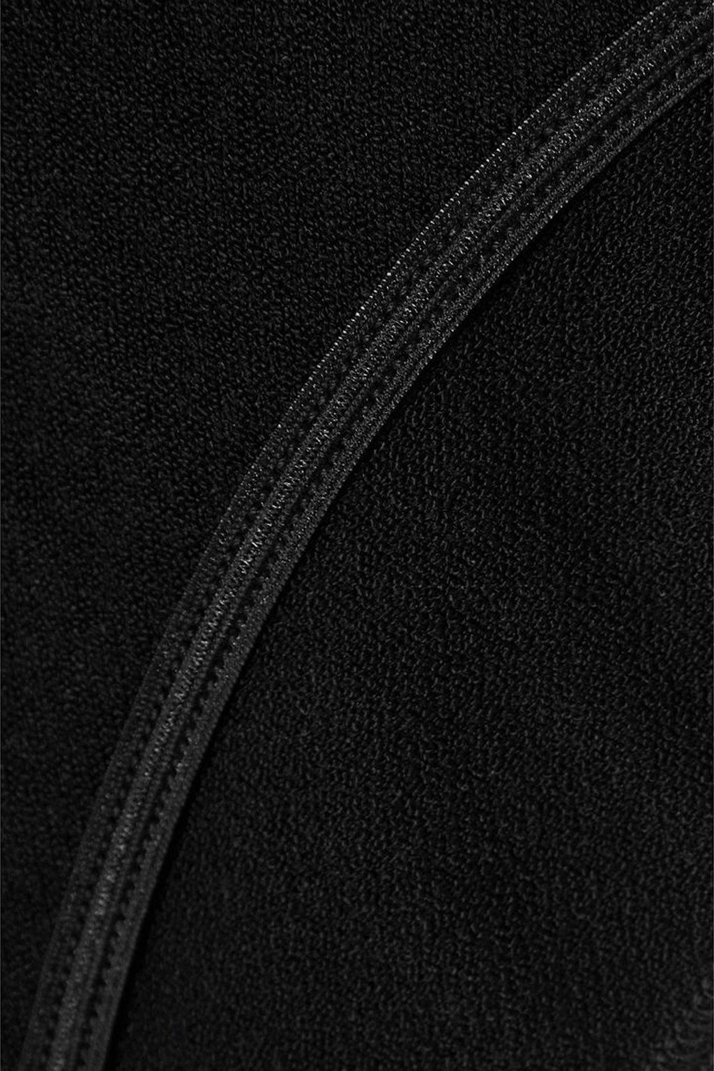 ALAÏA 아키타이프 레이저 컷 스트레치 니트 브리프