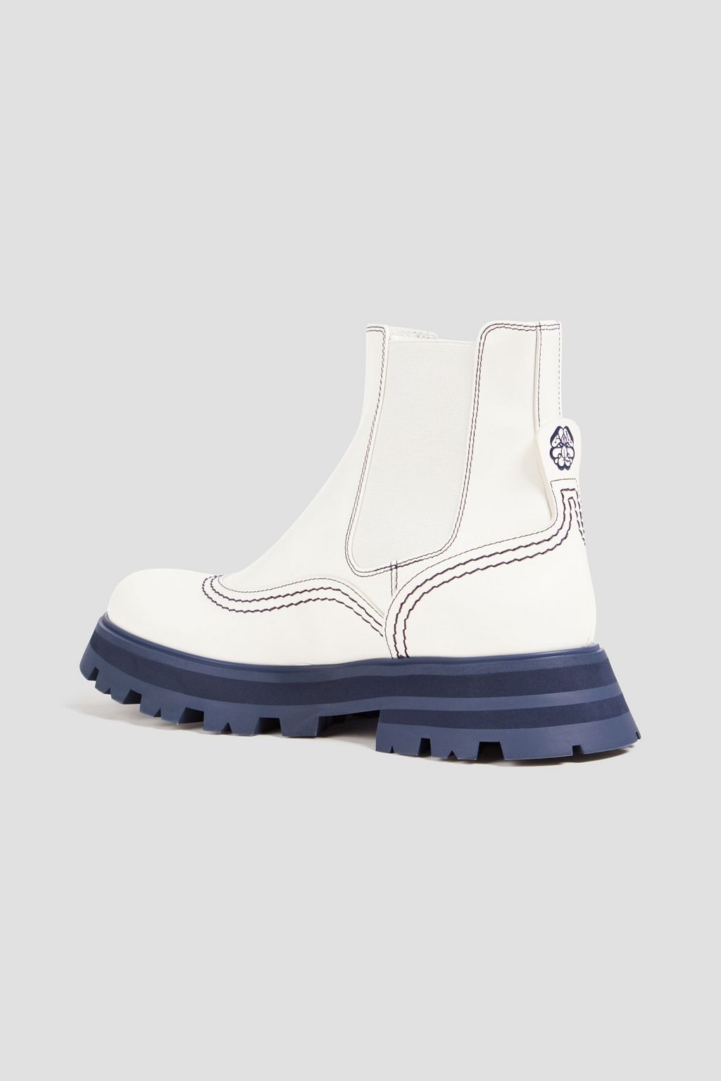 MCQUEEN Wander leather Chelsea boots