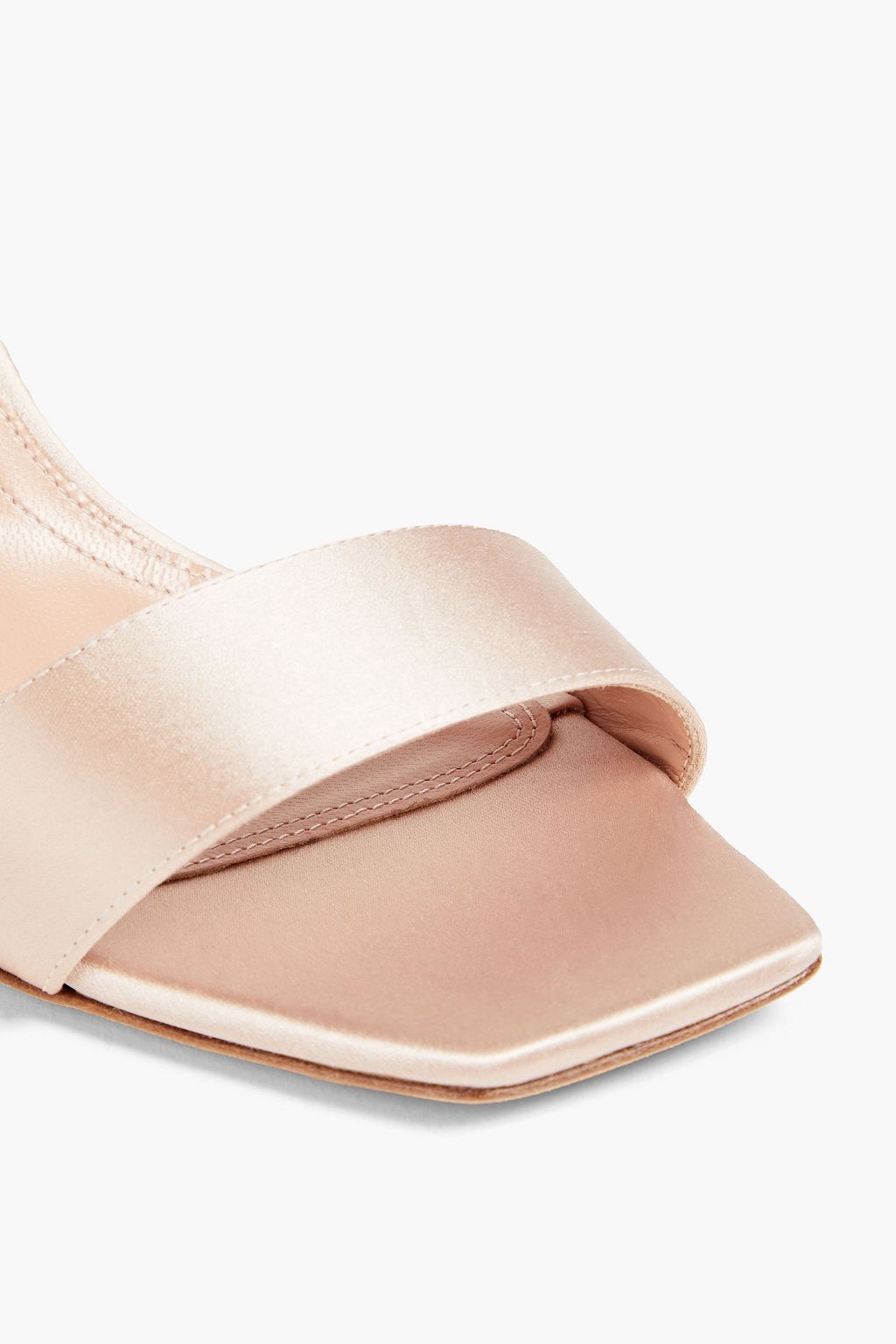 ALBERTA FERRETTI 새티인 샌들
