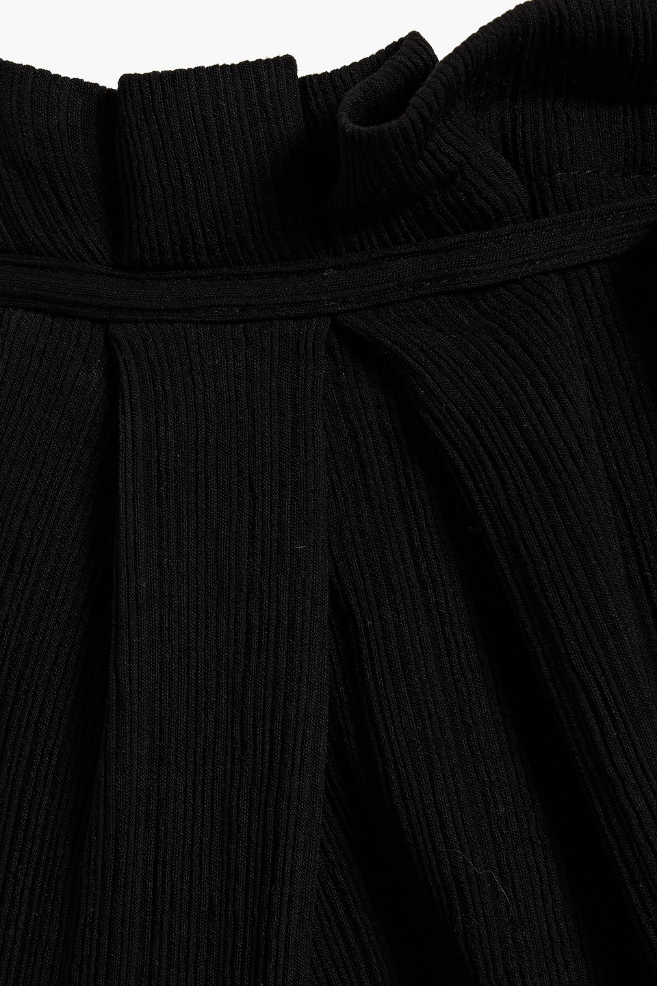 Iro Bennyo Plissé-crepe Tapered Pants In Black