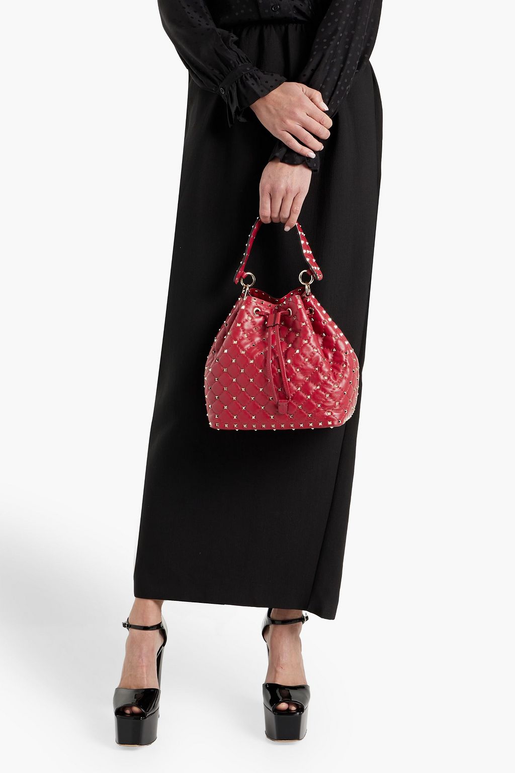 VALENTINO GARAVANI Rockstud Spike quilted leather bucket bag