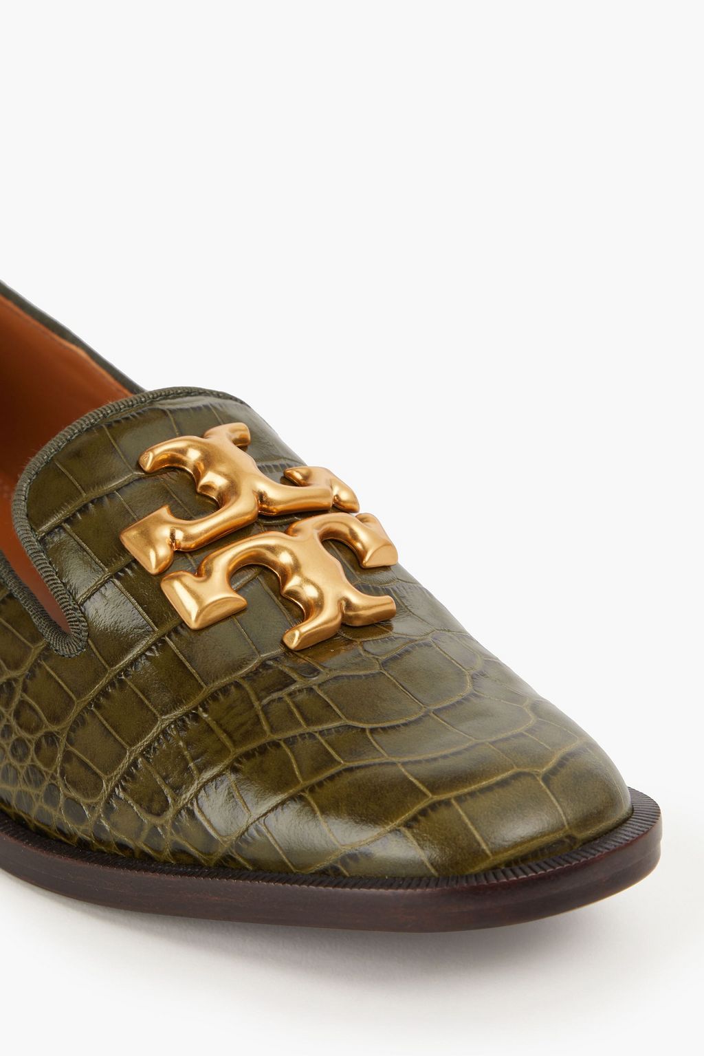 TORY BURCH حذاء بكعب عالٍ «إليانور» من الجلد بنمط جلد التمساح مزين بزخارف