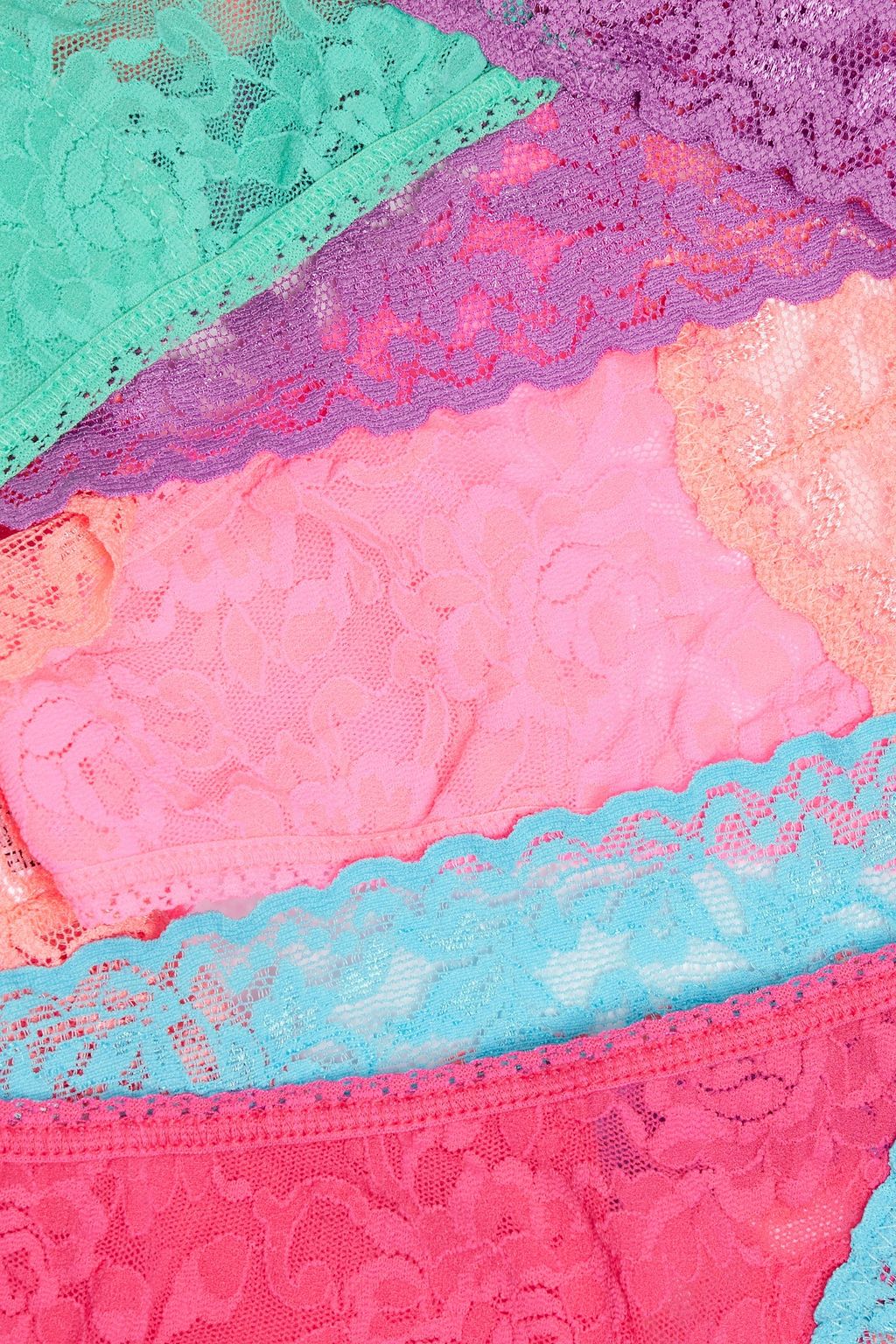 HANKY PANKY Signature set of three two-tone stretch-lace thongs