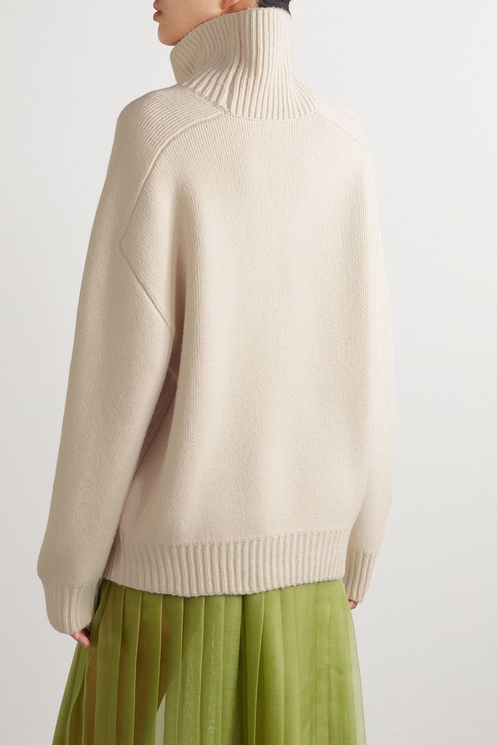 KHAITE Landen oversized brushed cashmere turtleneck sweater