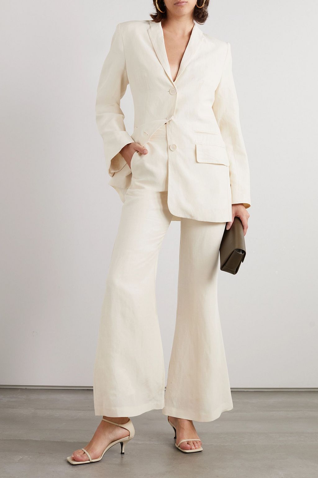 BY MALENE BIRGER بنطال بقصة واسعة من الأسفل "كاراس" محبوك وبلون باهت