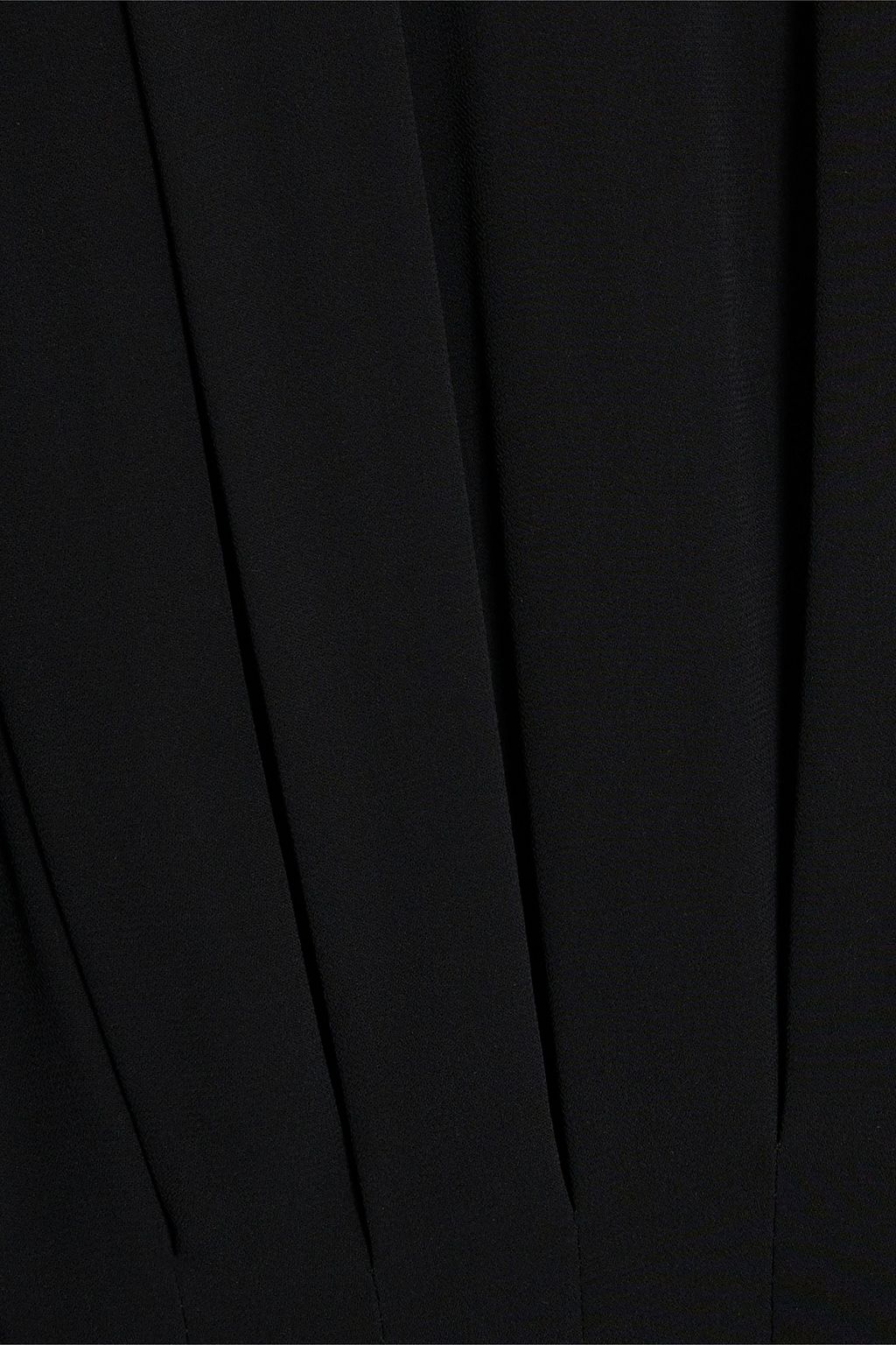 MIKAEL AGHAL فستان من الكريب مزين بكسرات رفيعة وفتحات