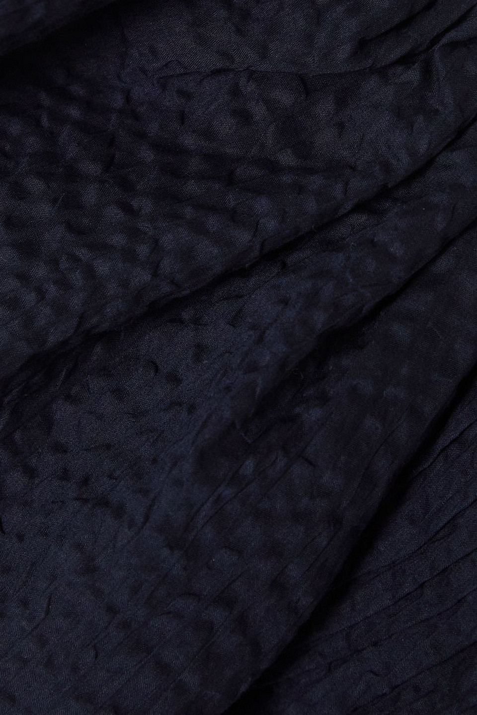 Frame Pintucked Hammered Cotton Top In Navy