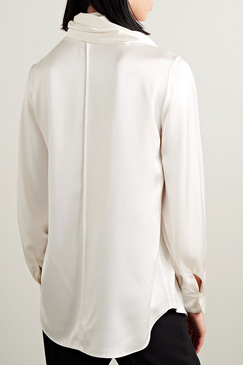 ADAM LIPPES Foulard Bluse aus Seiden-Charmeuse mit Raffungen zum Binden