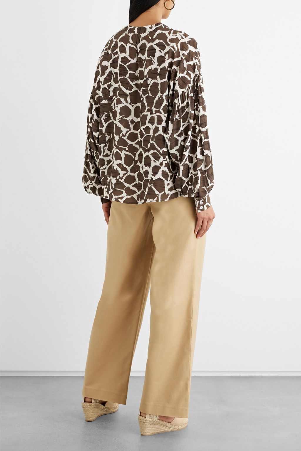 IRIS & INK Amara bedruckte Bluse aus Crêpe de Chine
