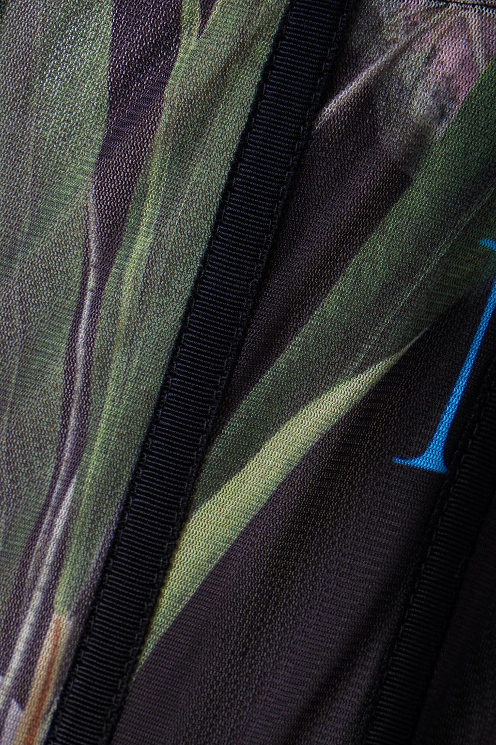 MONSE Hose mit weitem Bein aus Twill aus einer Wollmischung und bedrucktem Tüll