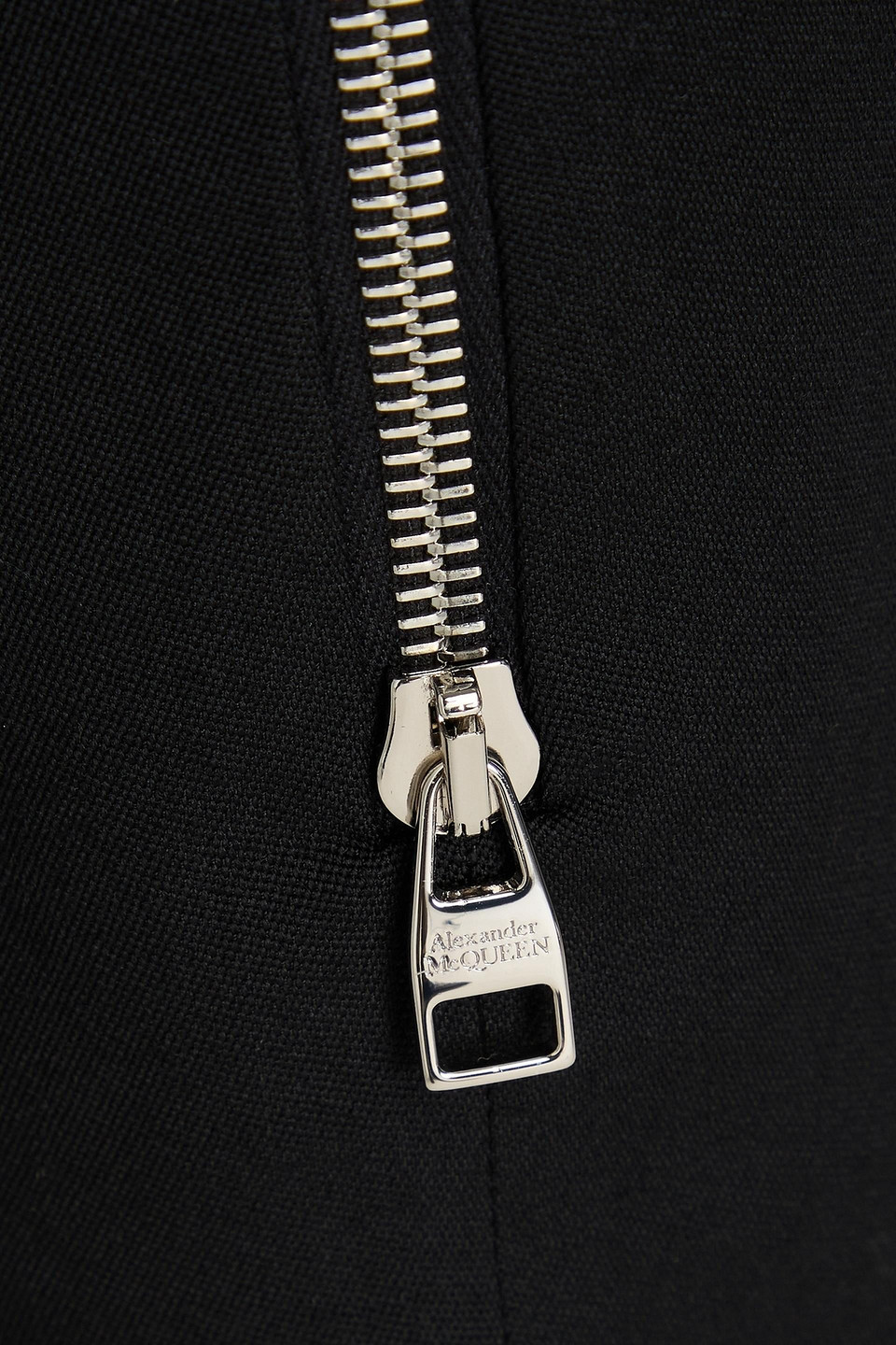 ALEXANDER MCQUEEN GRAIN DE POUDRE WOOL TAPERED PANTS