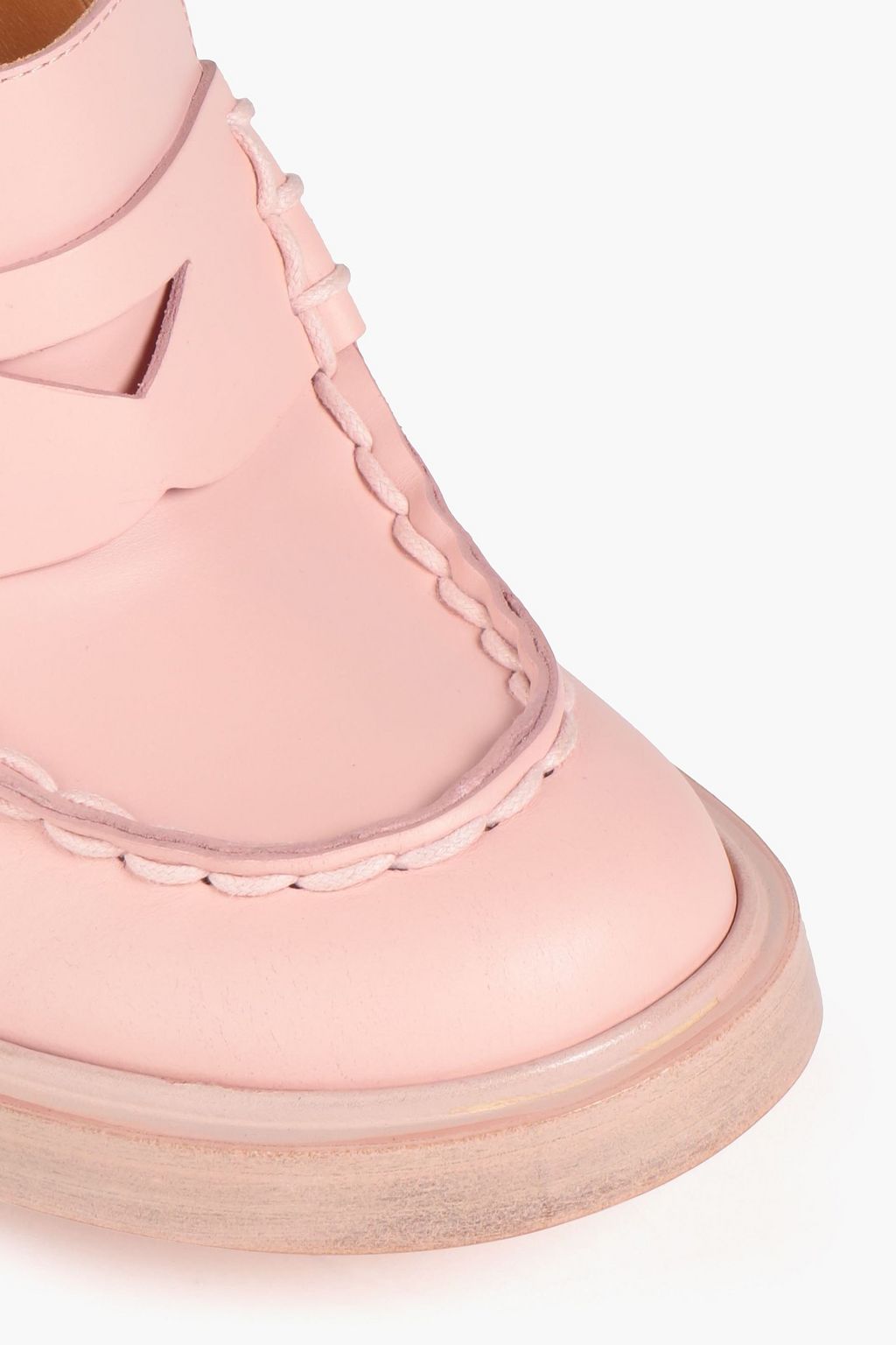 TOD'S حذاء بكعب عالٍ من الجلد