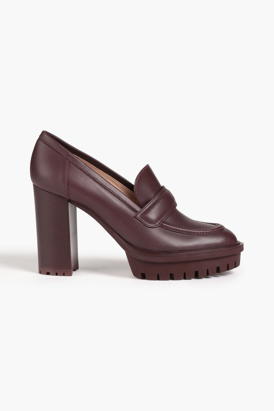 Leather pumps