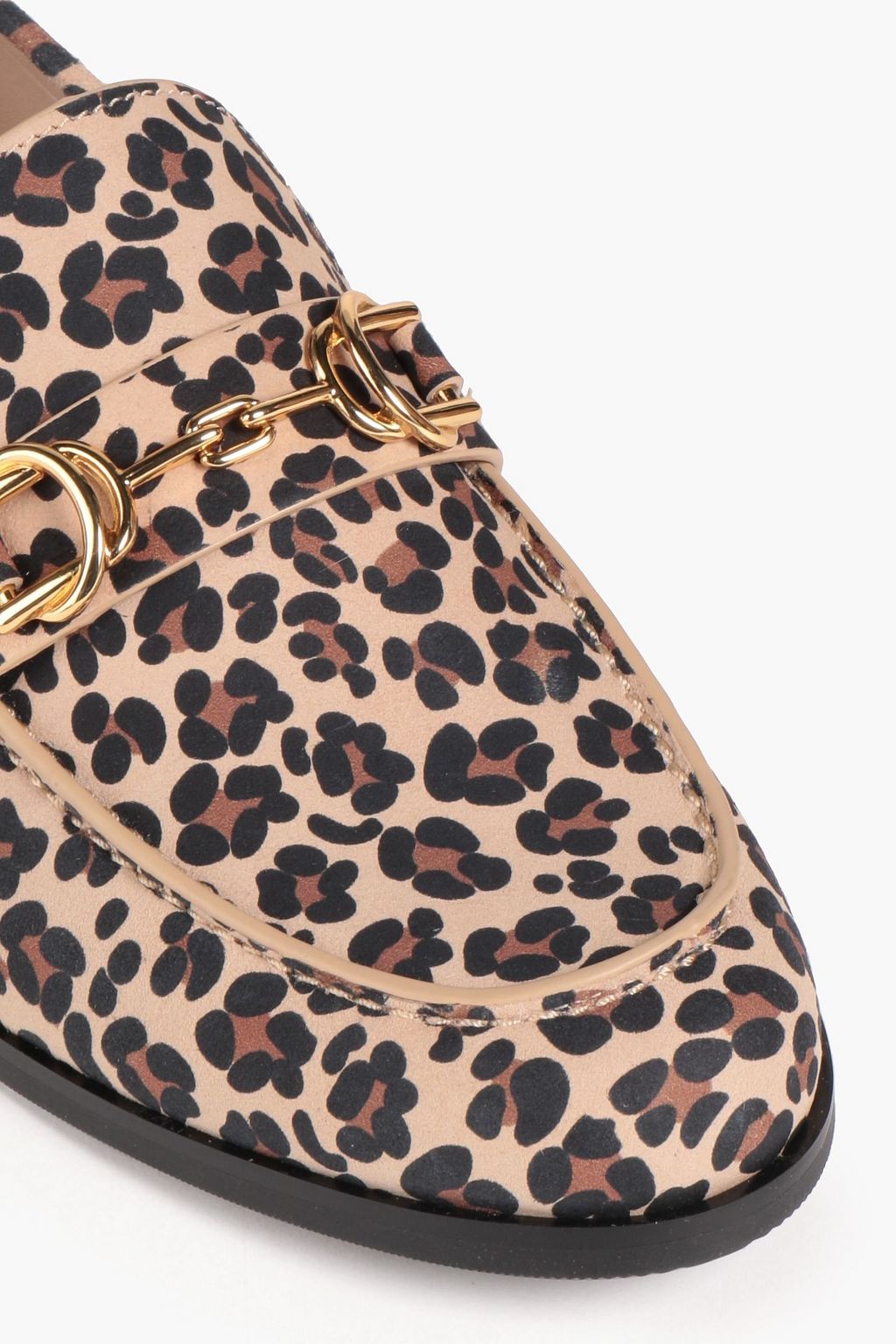 STUART WEITZMAN 오웬 레오파드 프린트 스웨이드 로퍼