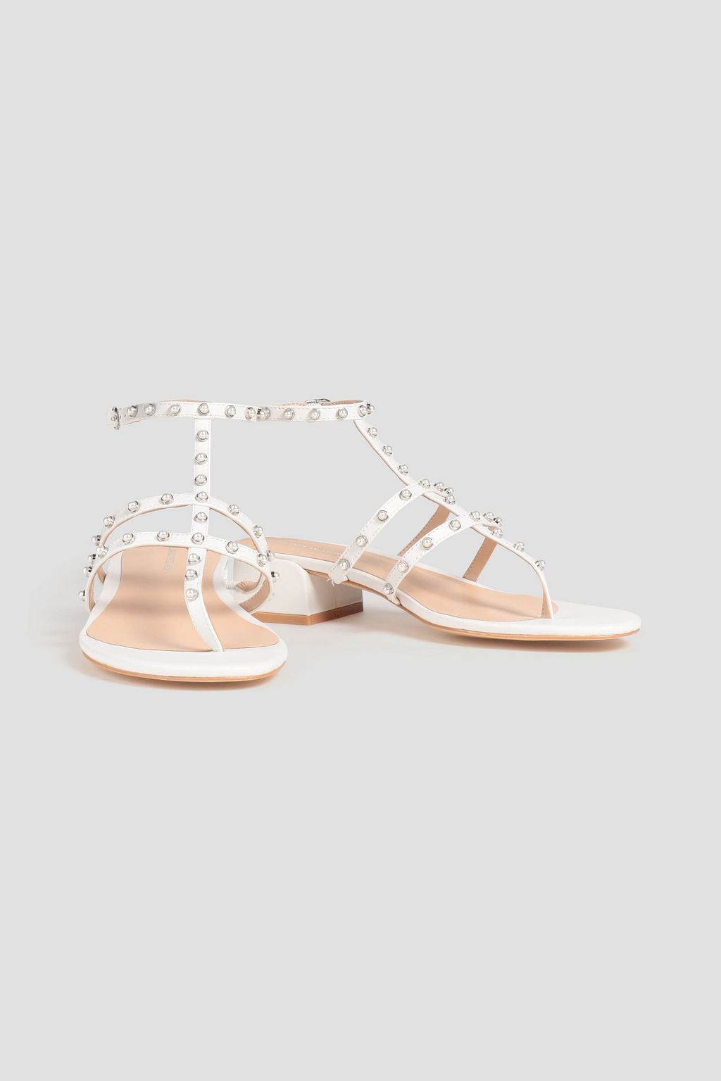 STUART WEITZMAN صندل من الجلد مزين باللؤلؤ الصناعي