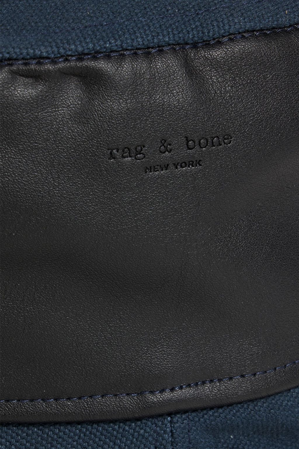 RAG & BONE حقيبة بتصميم دلو «إليس» من الكانفاس بحواف من الجلد