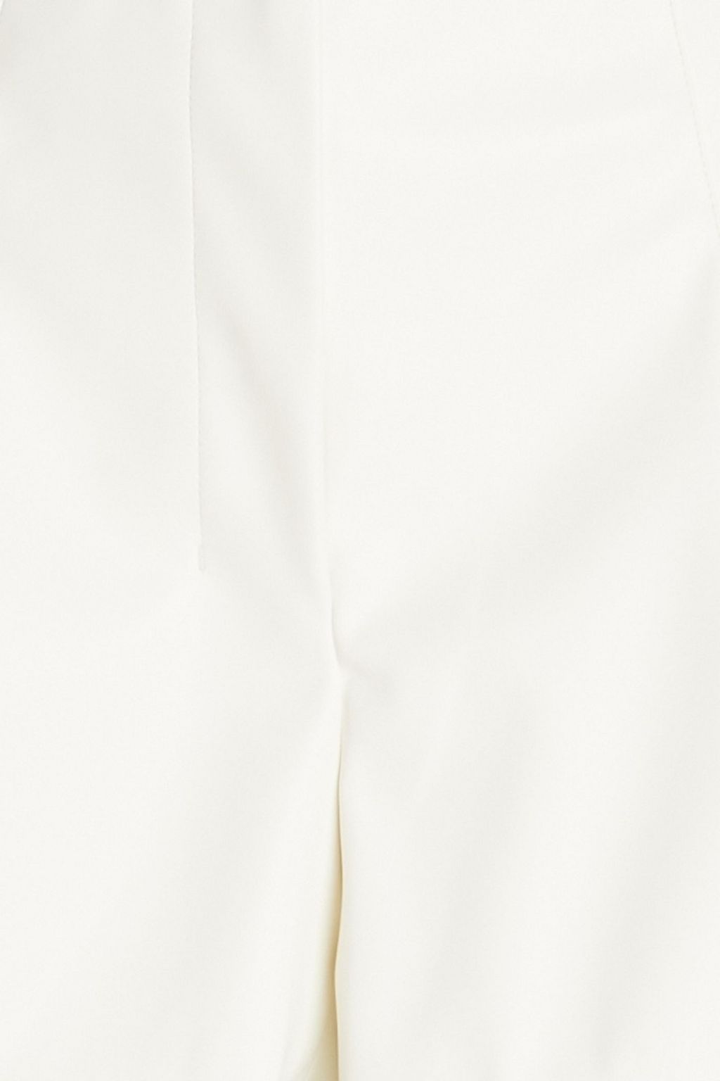 3.1 PHILLIP LIM شورت من الجلد الصناعي مزين بكسرات