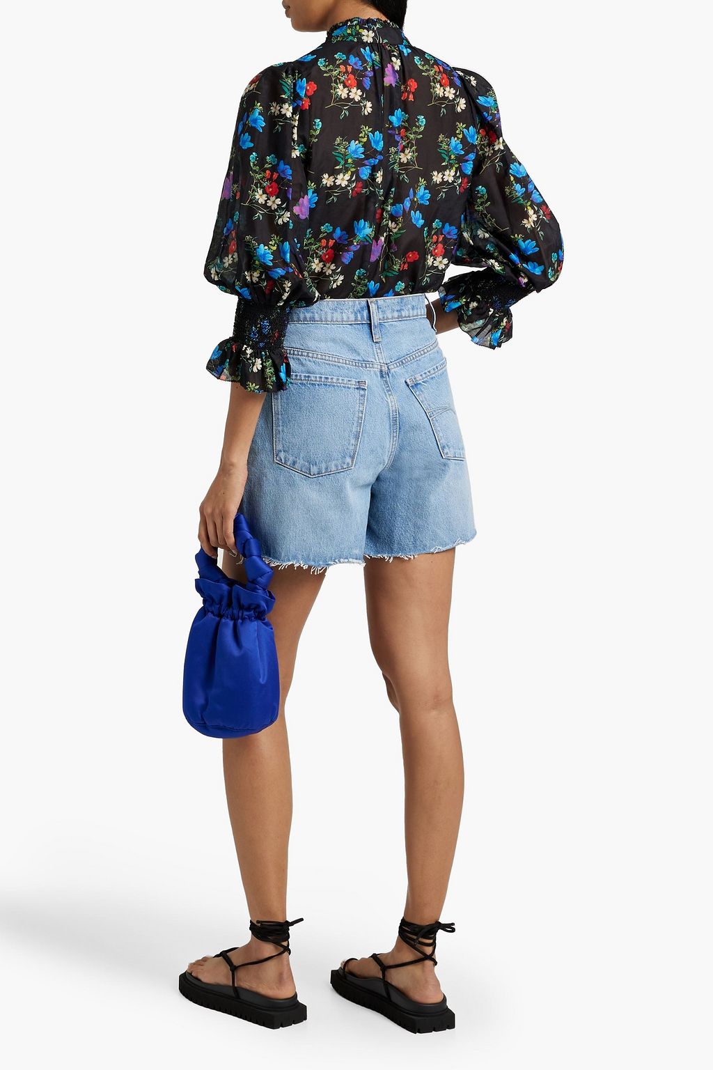 ALICE + OLIVIA توب «إيلان» من مزيج الحرير والقطن بتصميم ملموم مزين بطبعات على شكل زهور