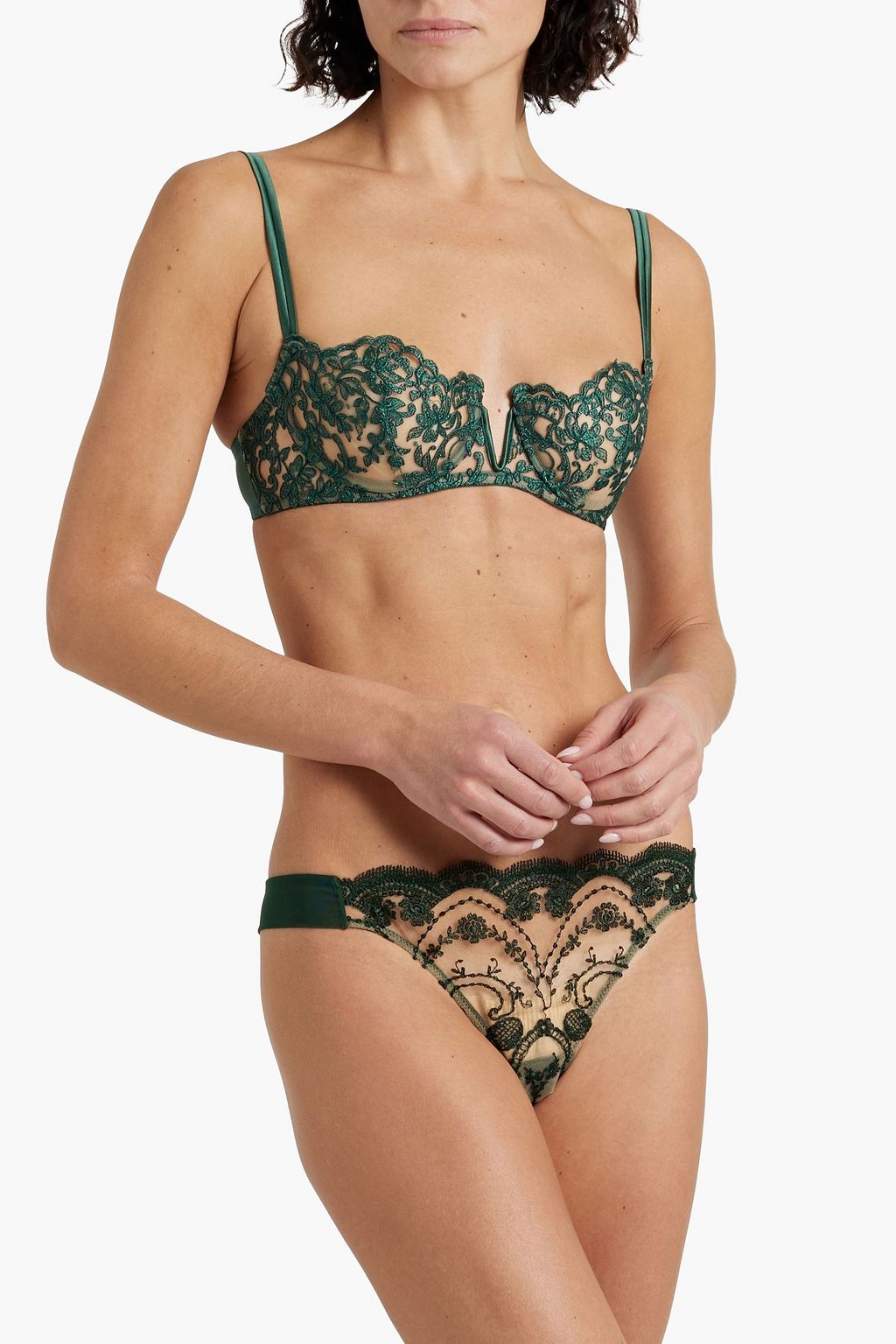 I.D. SARRIERI Royal Jewel embroidered tulle underwired balconette bra