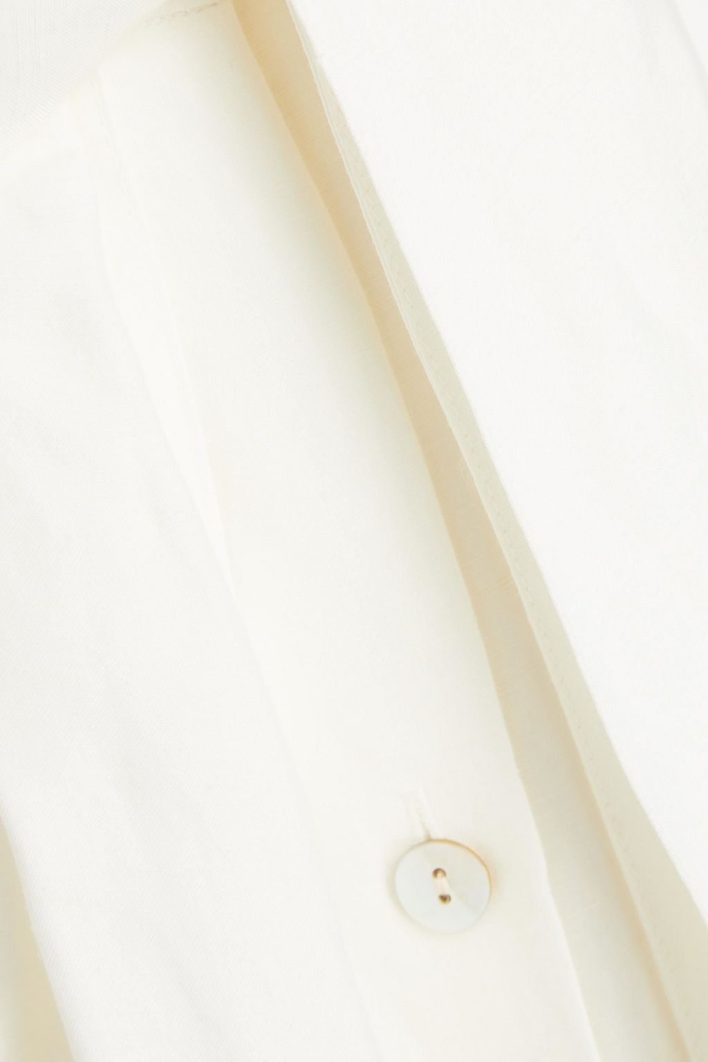 VINCE. Pleated linen-blend midi skirt