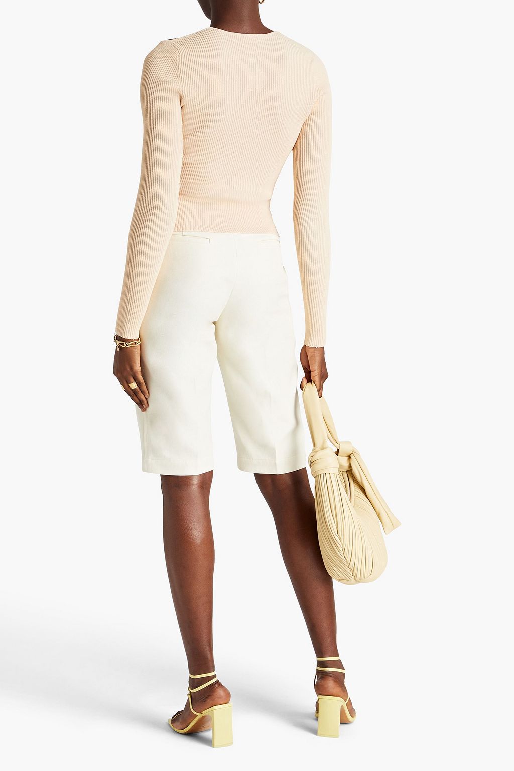 AUTUMN CASHMERE كنزة من نسيج محبوك بنمط مضلّع مزينة بفتحات