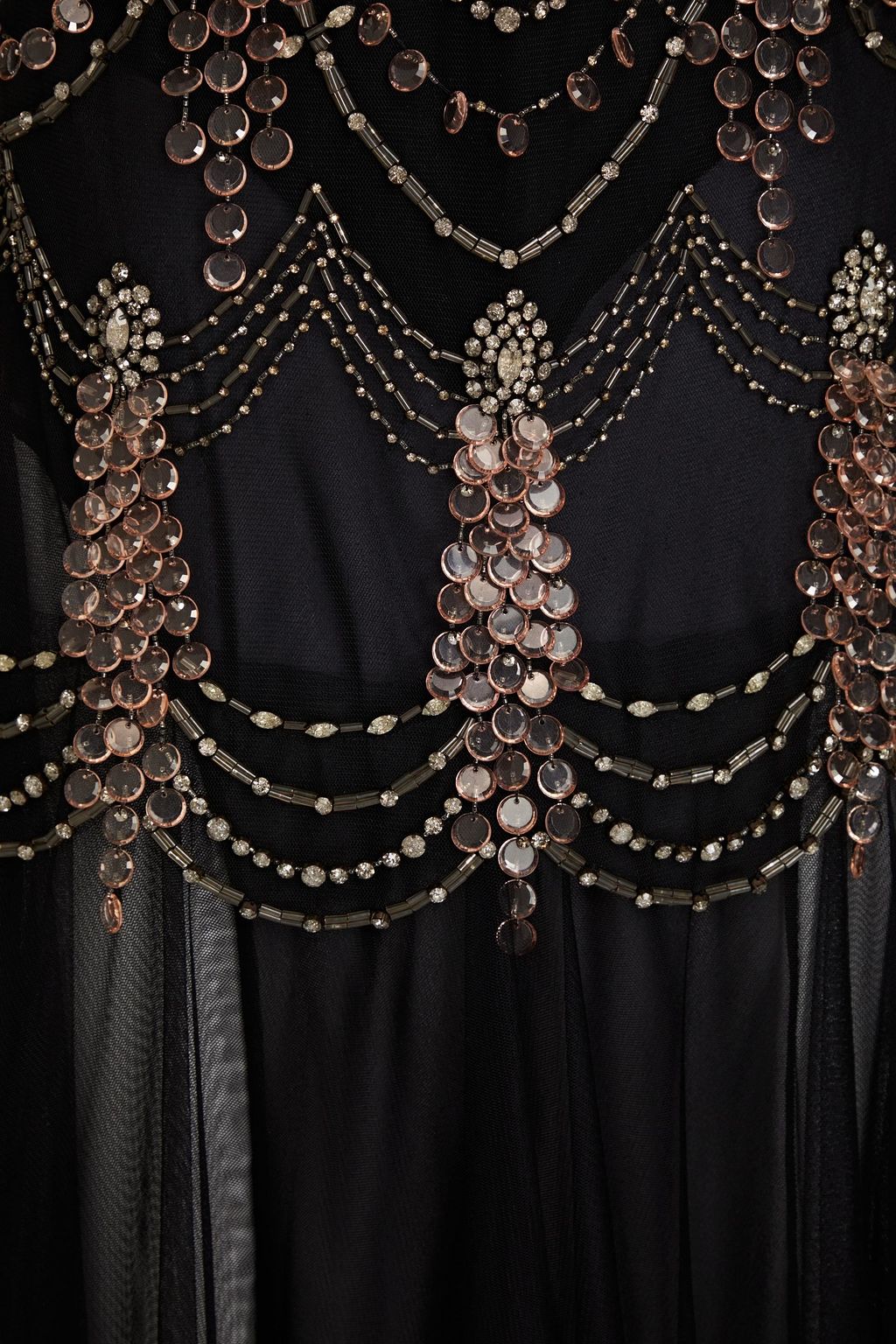 MOSCHINO Geraffte Robe aus Tüll mit Verzierung