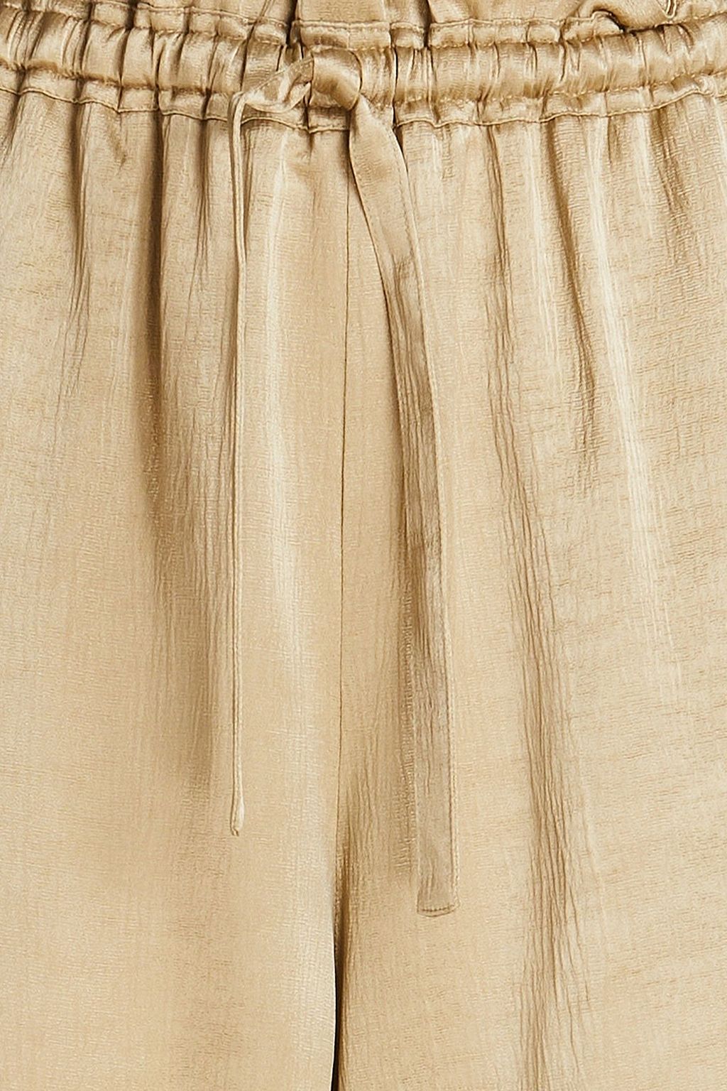 BY MALENE BIRGER شورت من كريب الساتان المجعّد