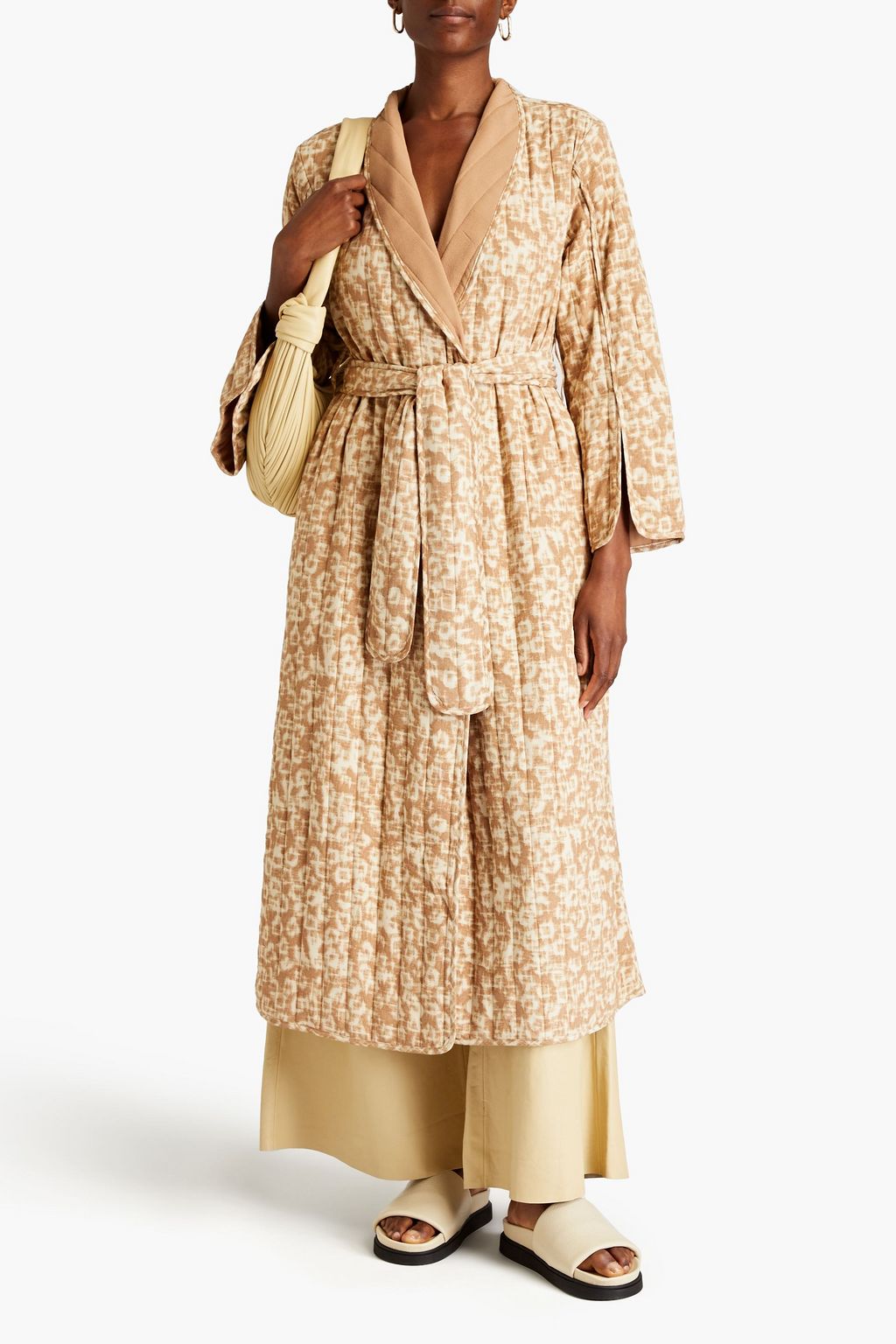 BY MALENE BIRGER معطف «روبانا» من الكريب بتصميم مبطن مزين بطبعات ومزود بحزام