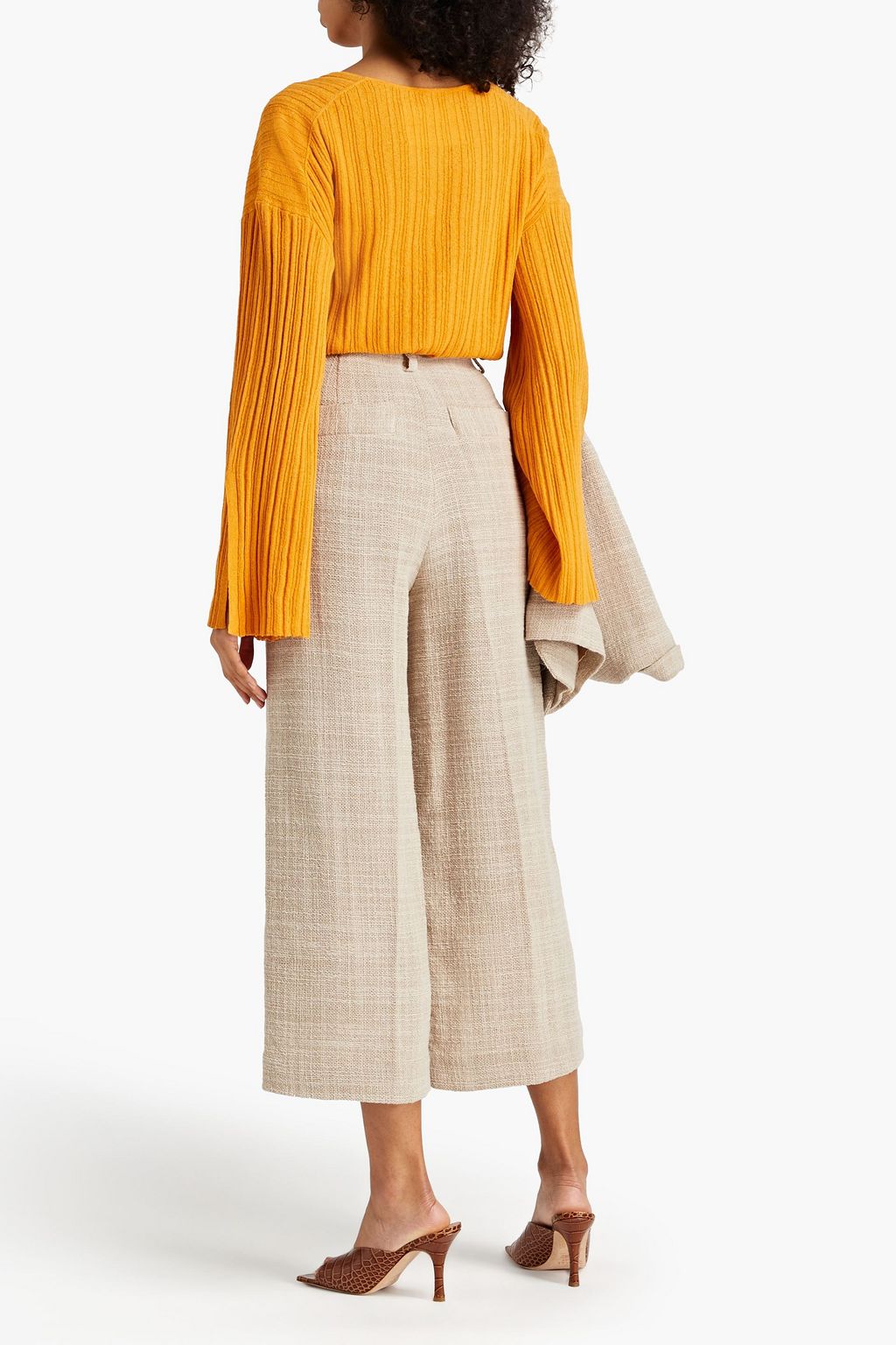 BY MALENE BIRGER بنطلون قصير «بانداي» من مزيج القطن بقصة أرجل واسعة