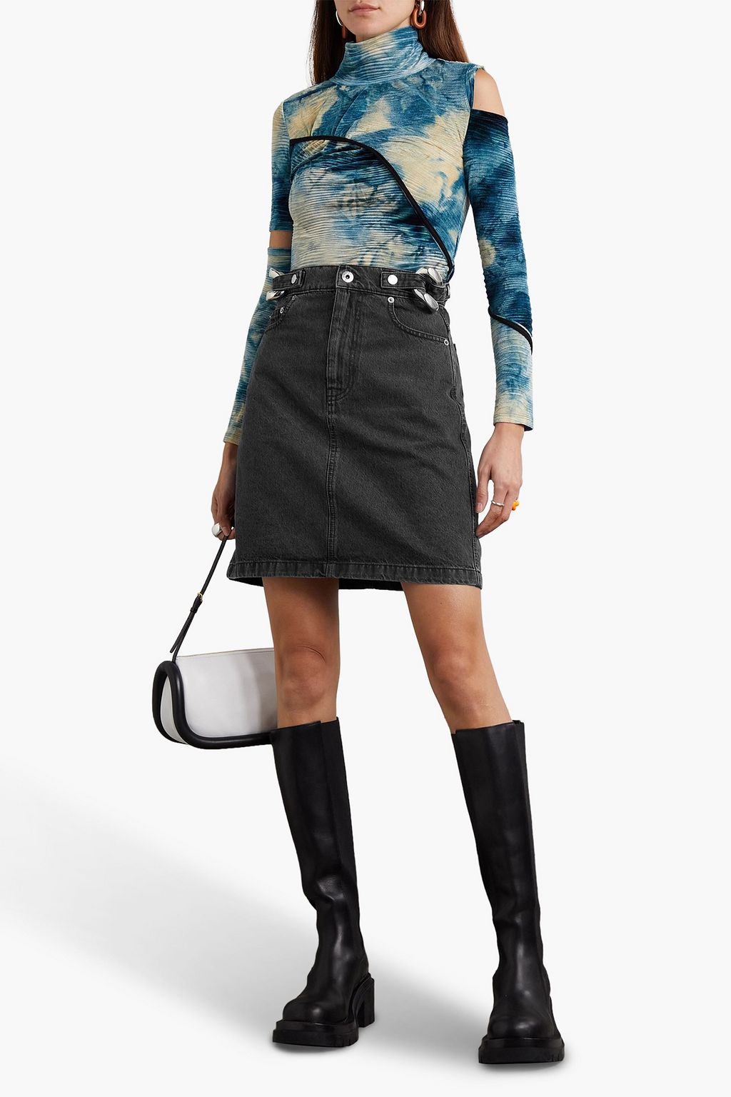 JW ANDERSON تنورة قصيرة من الجينز مزينة بسلسلة