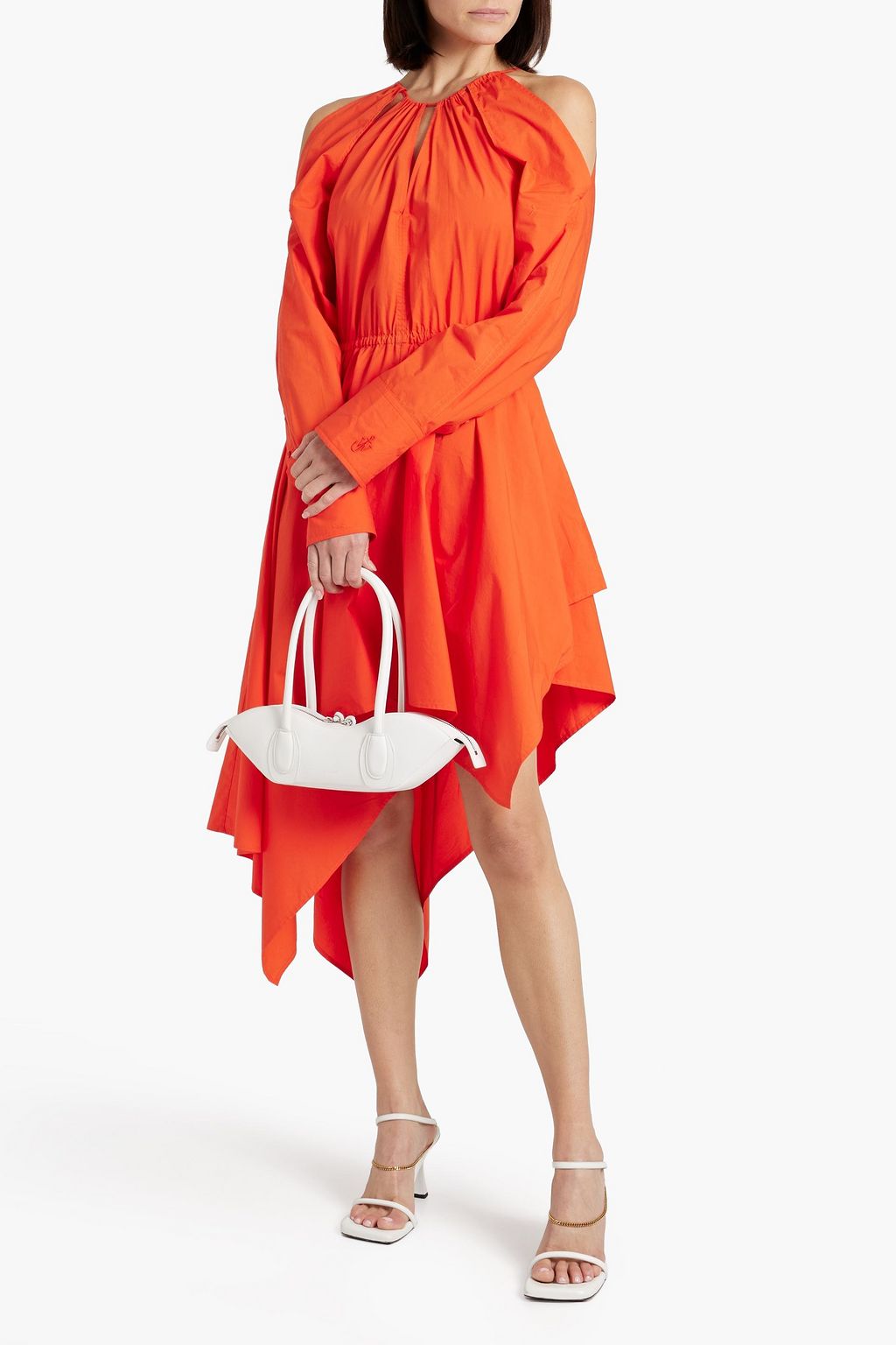 JW ANDERSON 비대칭 컷아웃 디테일 코튼 미디 드레스