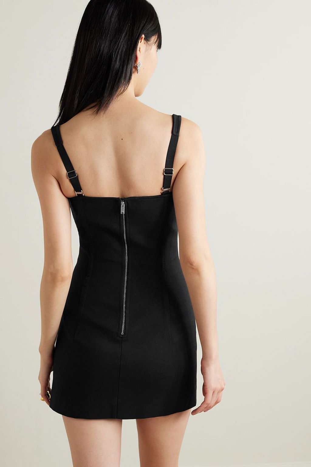 DION LEE فستان قصير من قطن التويل العضوي والمطاط بفتحات ودبابيس معدنية