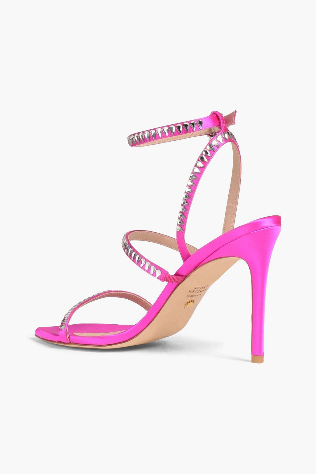 STUART WEITZMAN صندل من الساتان مزين بالكريستال بلون نيون