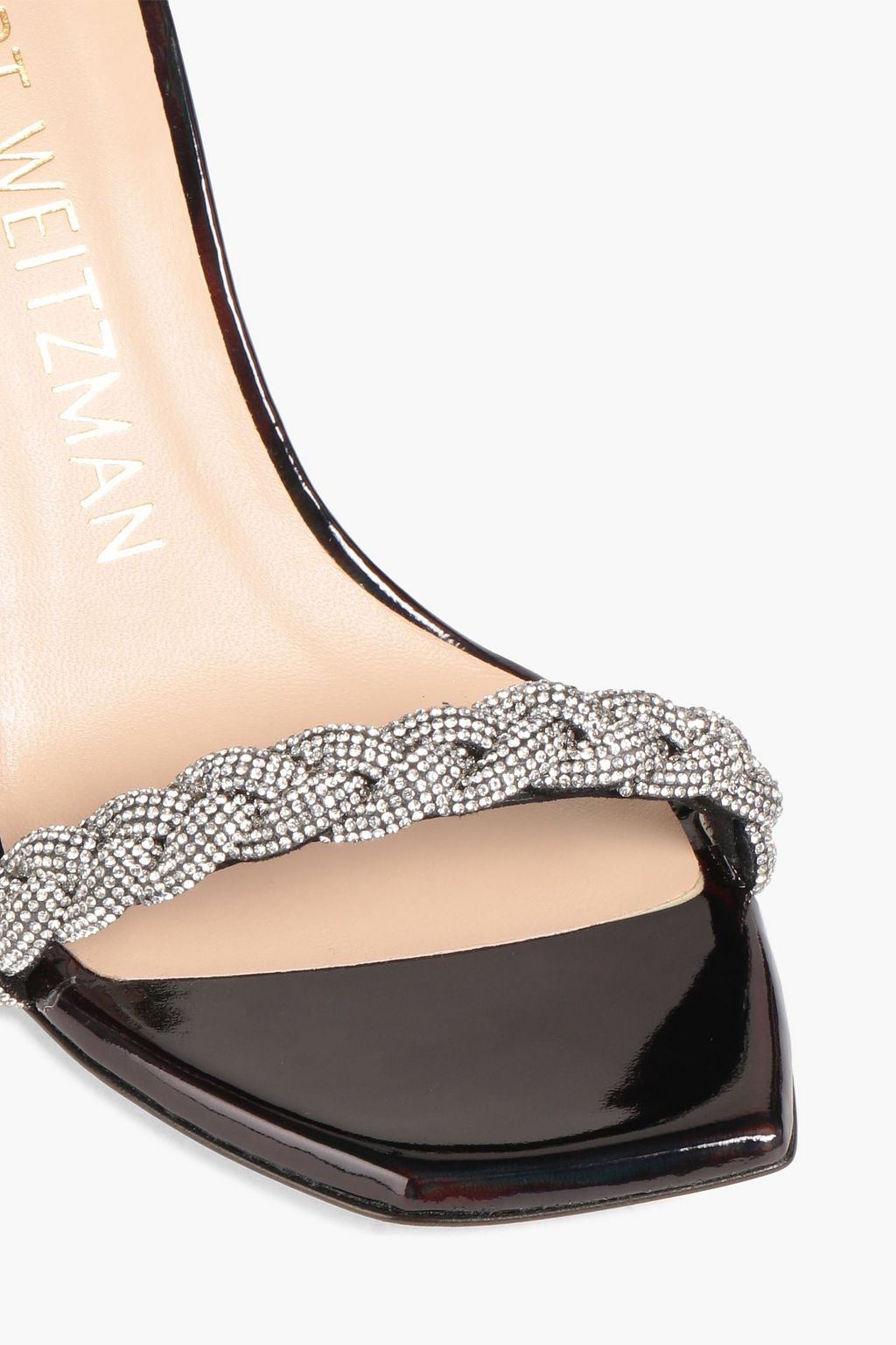 STUART WEITZMAN صندل من الجلد اللامع بتأثير متقزّح وتصميم مزركش
